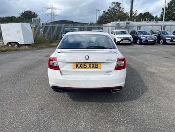 Used Skoda Octavia 2015 for sale - 75982920: Photo