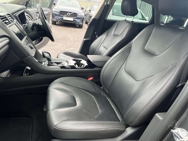 Used Ford Mondeo 2016 for sale - 76281131: Photo 3