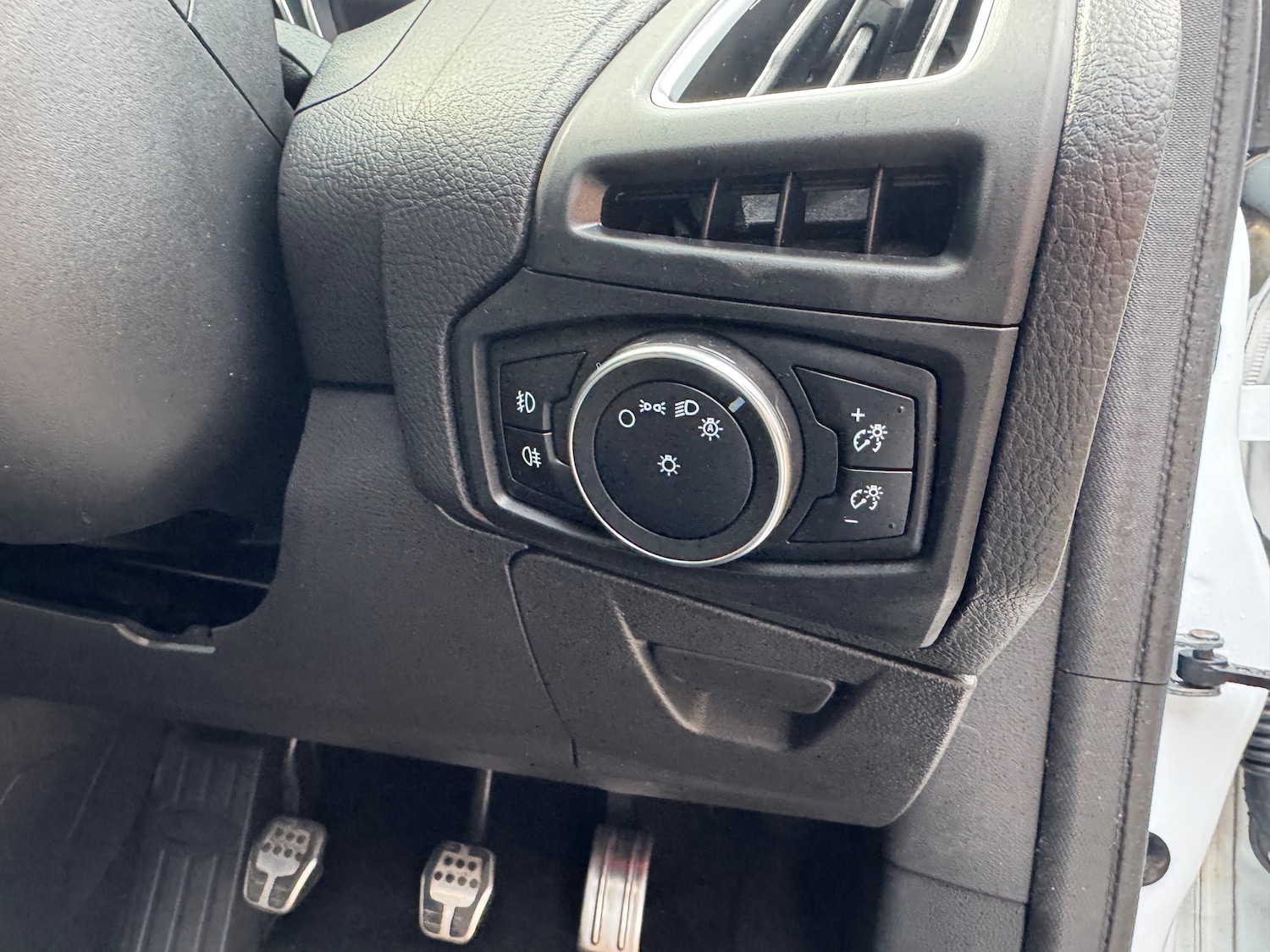 Used Ford Focus 2017 for sale - 77355219: Photo 13