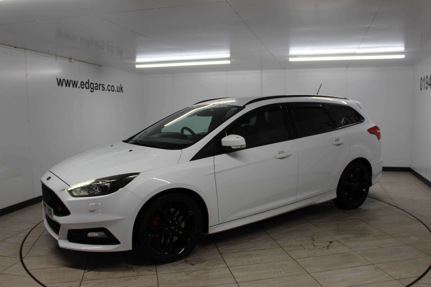 Used Ford Focus 2017 for sale - 77355219: Photo 3