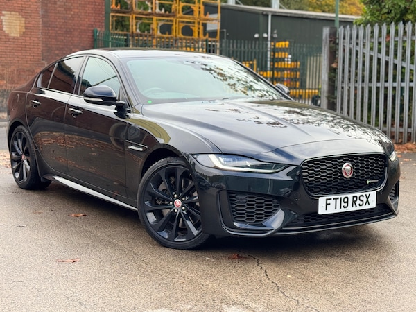 Used Jaguar XE 2019 for sale - 76253166: Photo 1