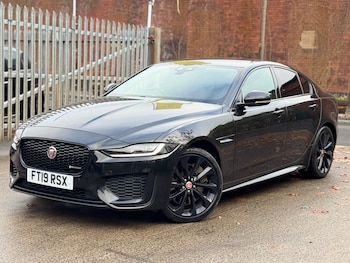 Used Jaguar XE 2019 for sale - 76253166: Photo 2