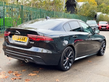 Used Jaguar XE 2019 for sale - 76253166: Photo 3