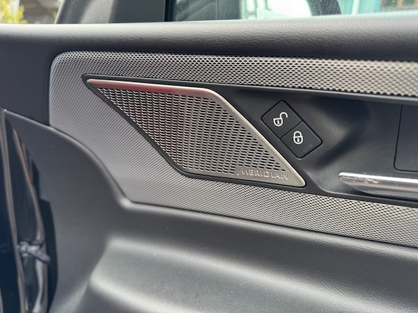 Used Jaguar XE 2019 for sale - 76253166: Photo 7