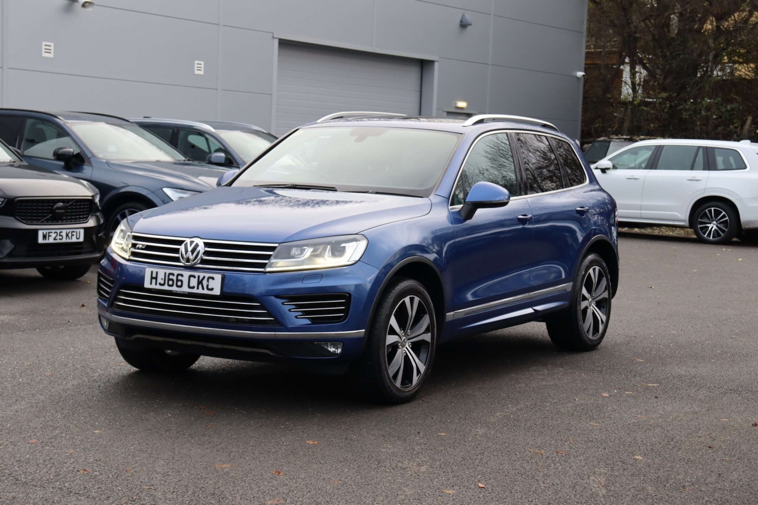 Used Volkswagen Touareg 2016 for sale - 76739361: Photo 5