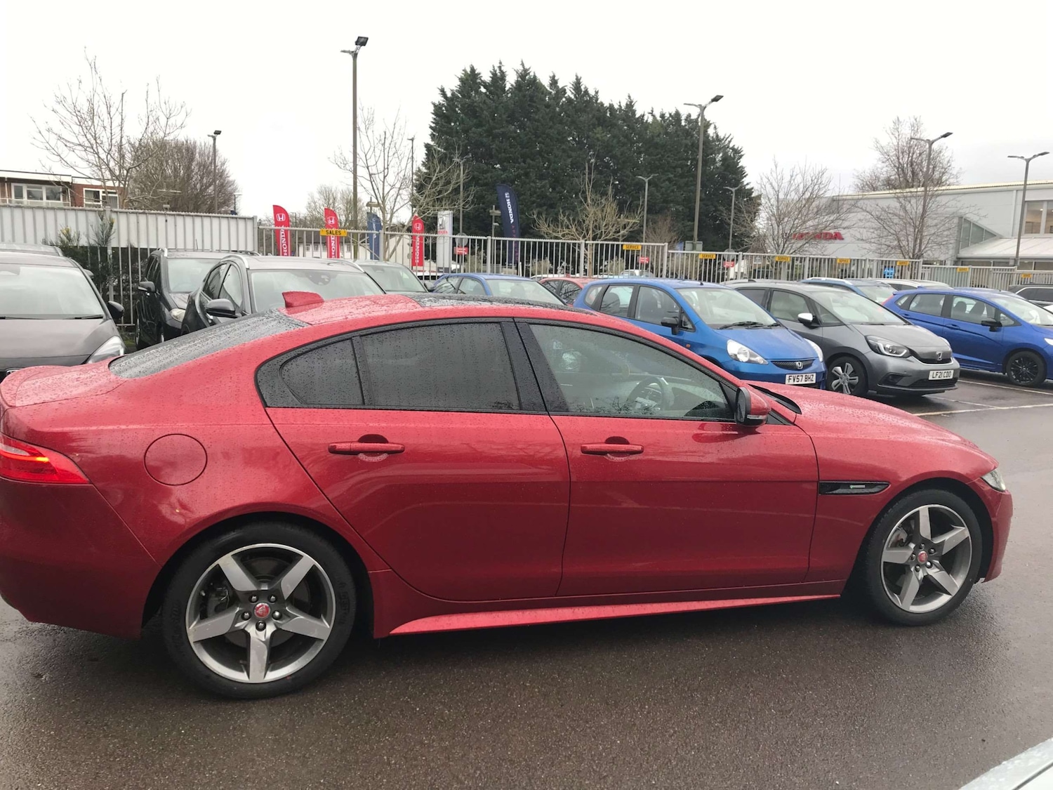 Used Jaguar XE 2018 for sale - 77533723: Photo 2
