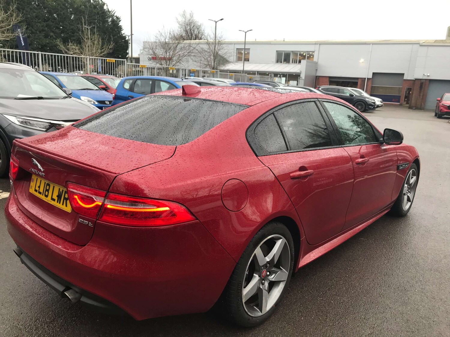 Used Jaguar XE 2018 for sale - 77533723: Photo 3