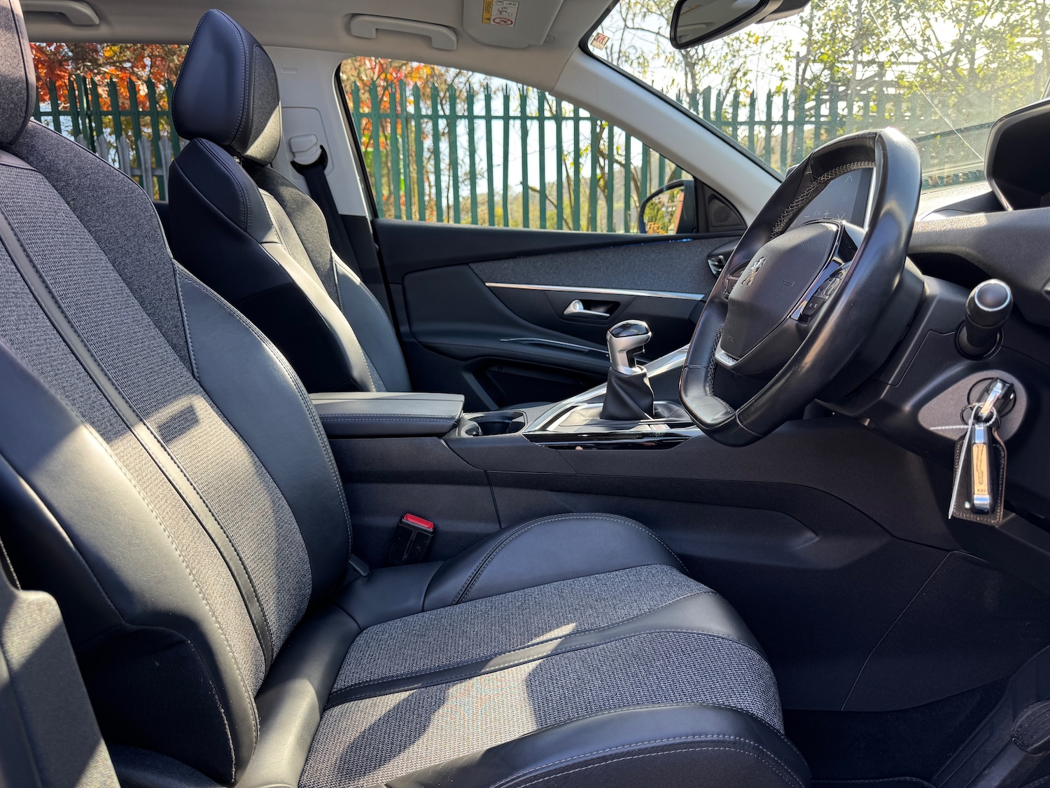 Used Peugeot 3008 2017 for sale - 76036529: Photo 10