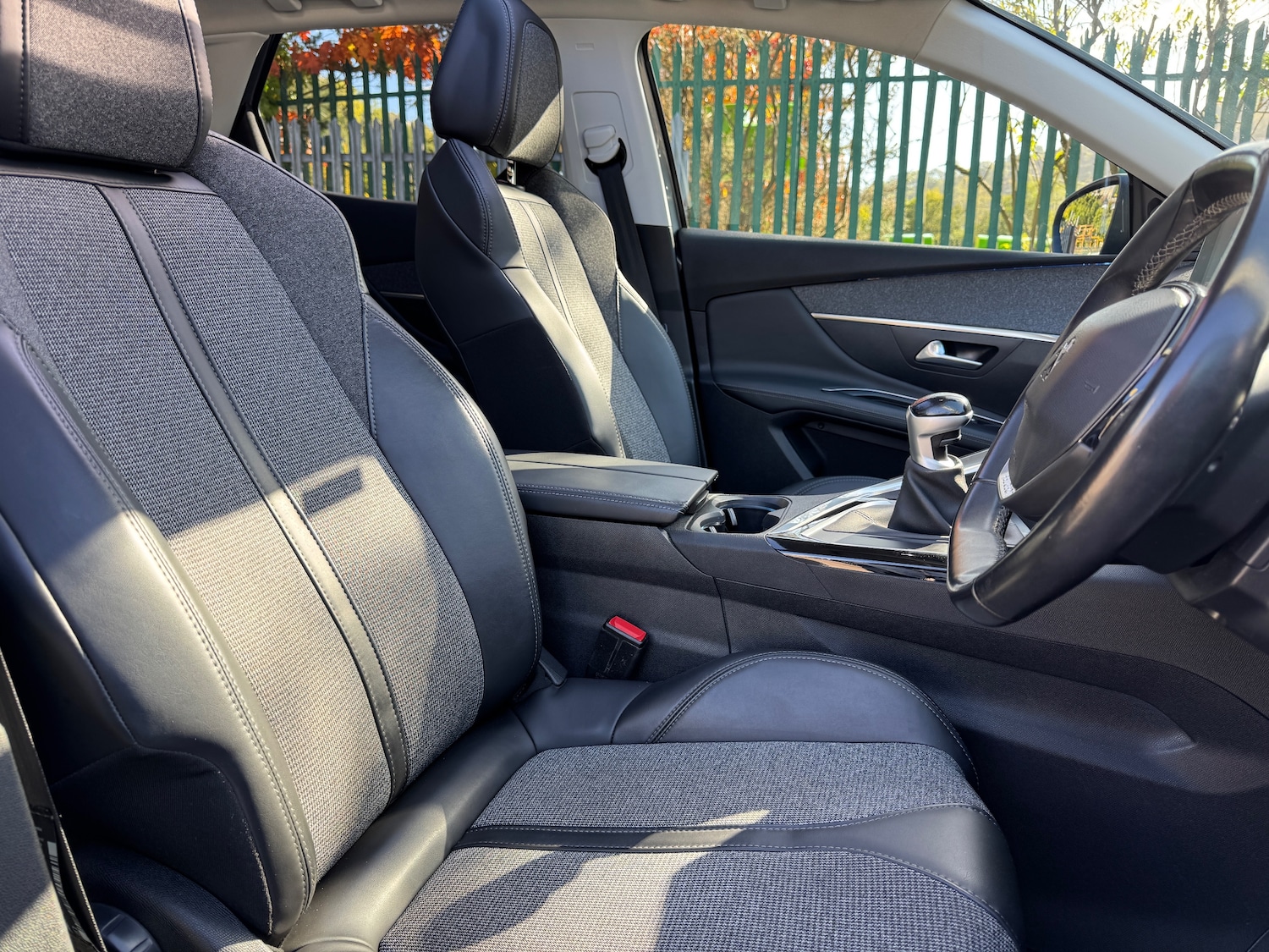 Used Peugeot 3008 2017 for sale - 76036529: Photo 11