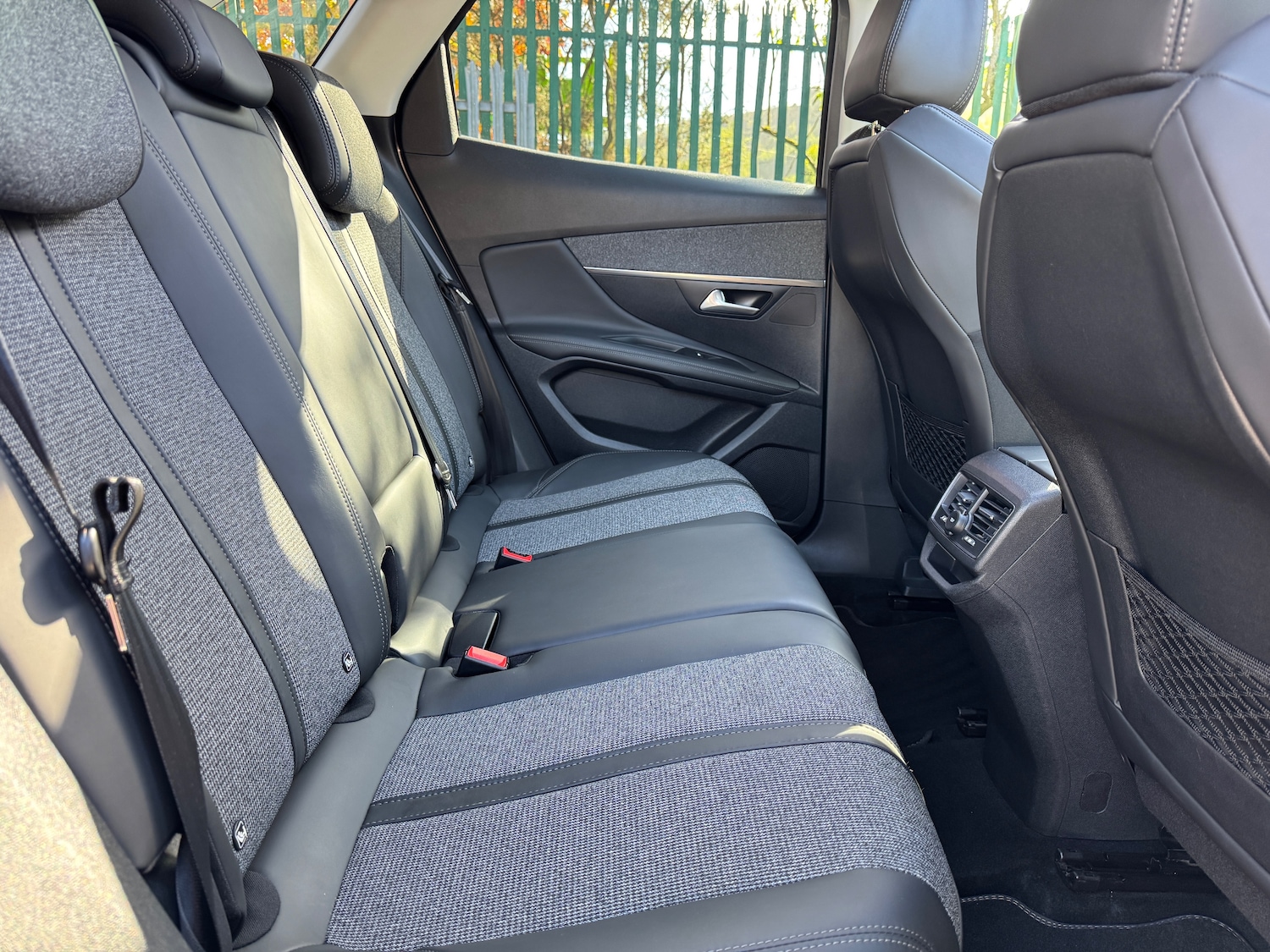 Used Peugeot 3008 2017 for sale - 76036529: Photo 14