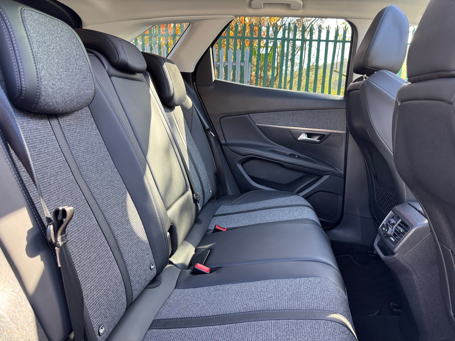 Used Peugeot 3008 2017 for sale - 76036529: Photo 15