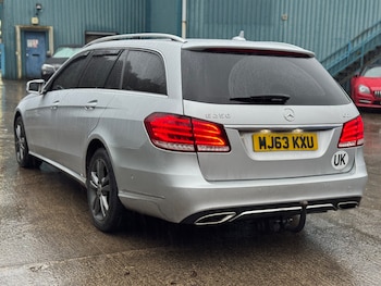 Used Mercedes-Benz E Class 2013 for sale - 76972967: Photo
