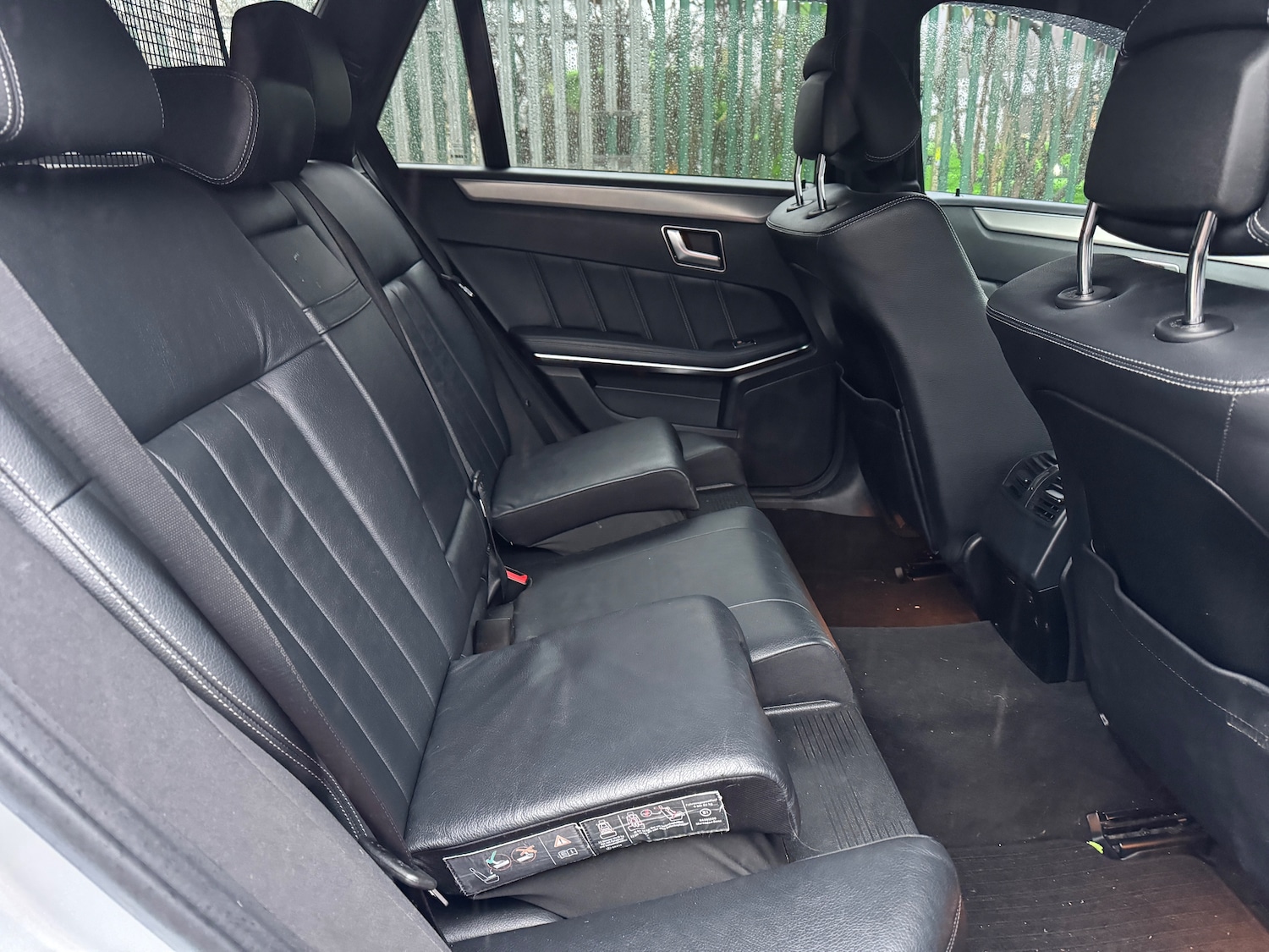 Used Mercedes-Benz E Class 2013 for sale - 76972967: Photo 7