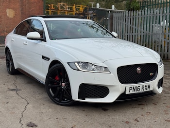 Used Jaguar XF 2016 for sale - 76569280: Photo
