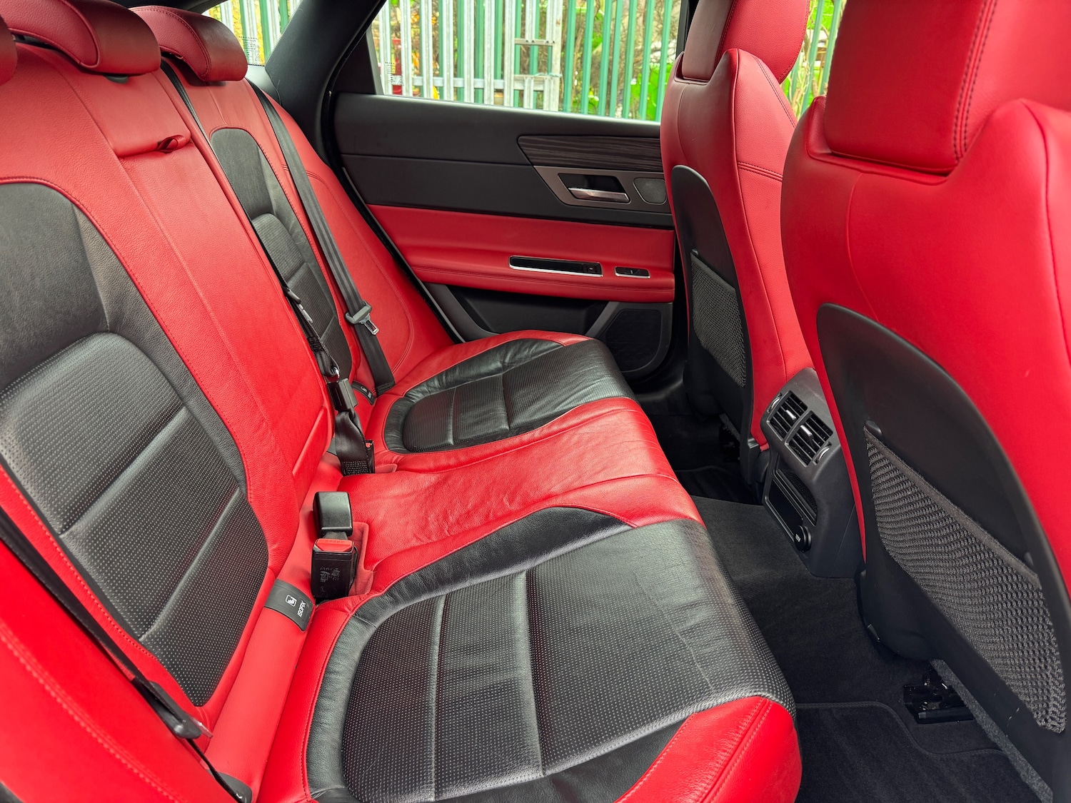 Used Jaguar XF 2016 for sale - 76569280: Photo 20