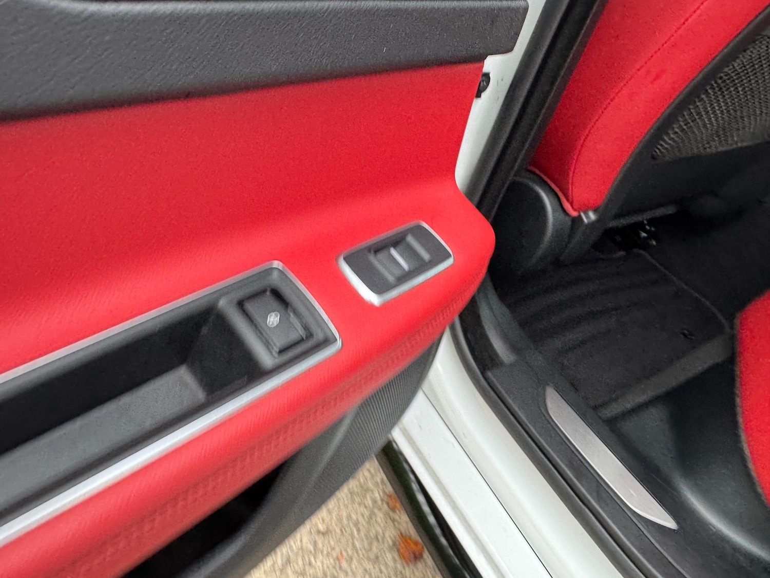 Used Jaguar XF 2016 for sale - 76569280: Photo 27