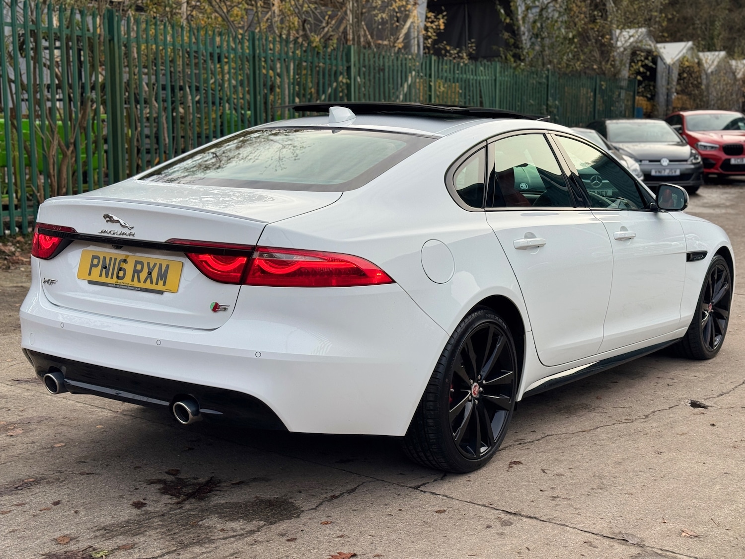 Used Jaguar XF 2016 for sale - 76569280: Photo 5
