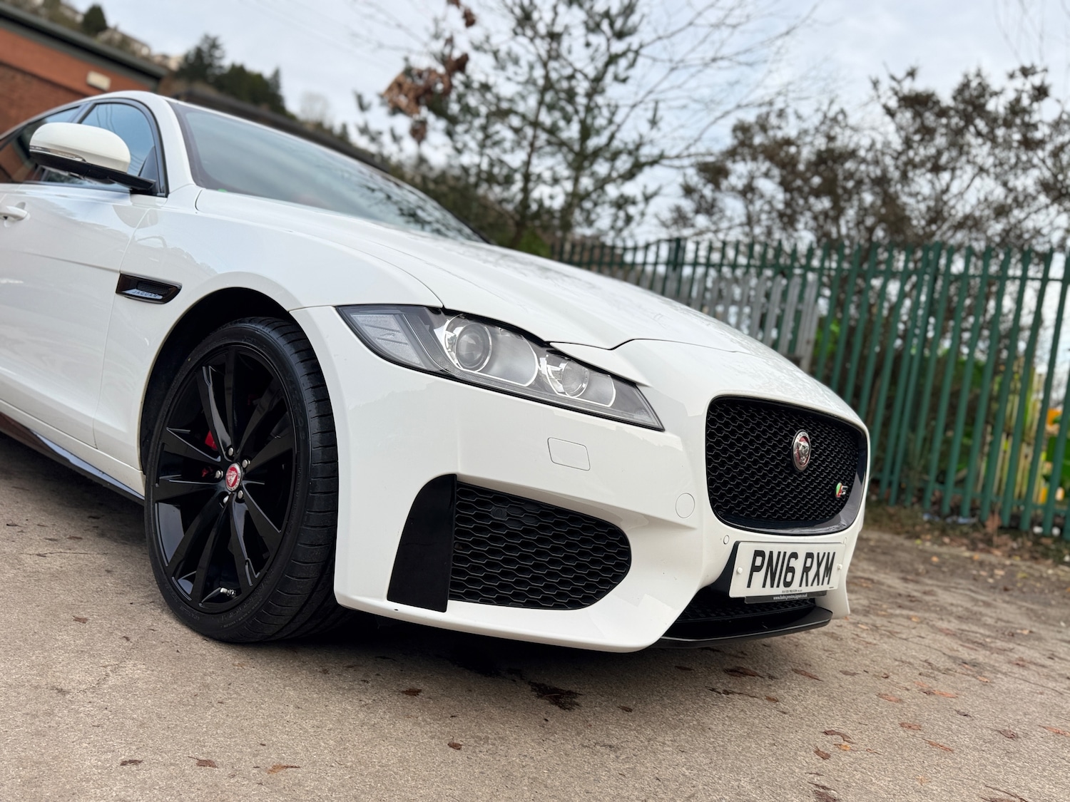 Used Jaguar XF 2016 for sale - 76569280: Photo 9