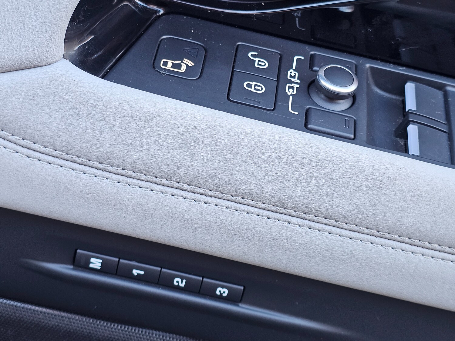 Used Land Rover Range Rover Evoque 2019 for sale - 77023526: Photo 21