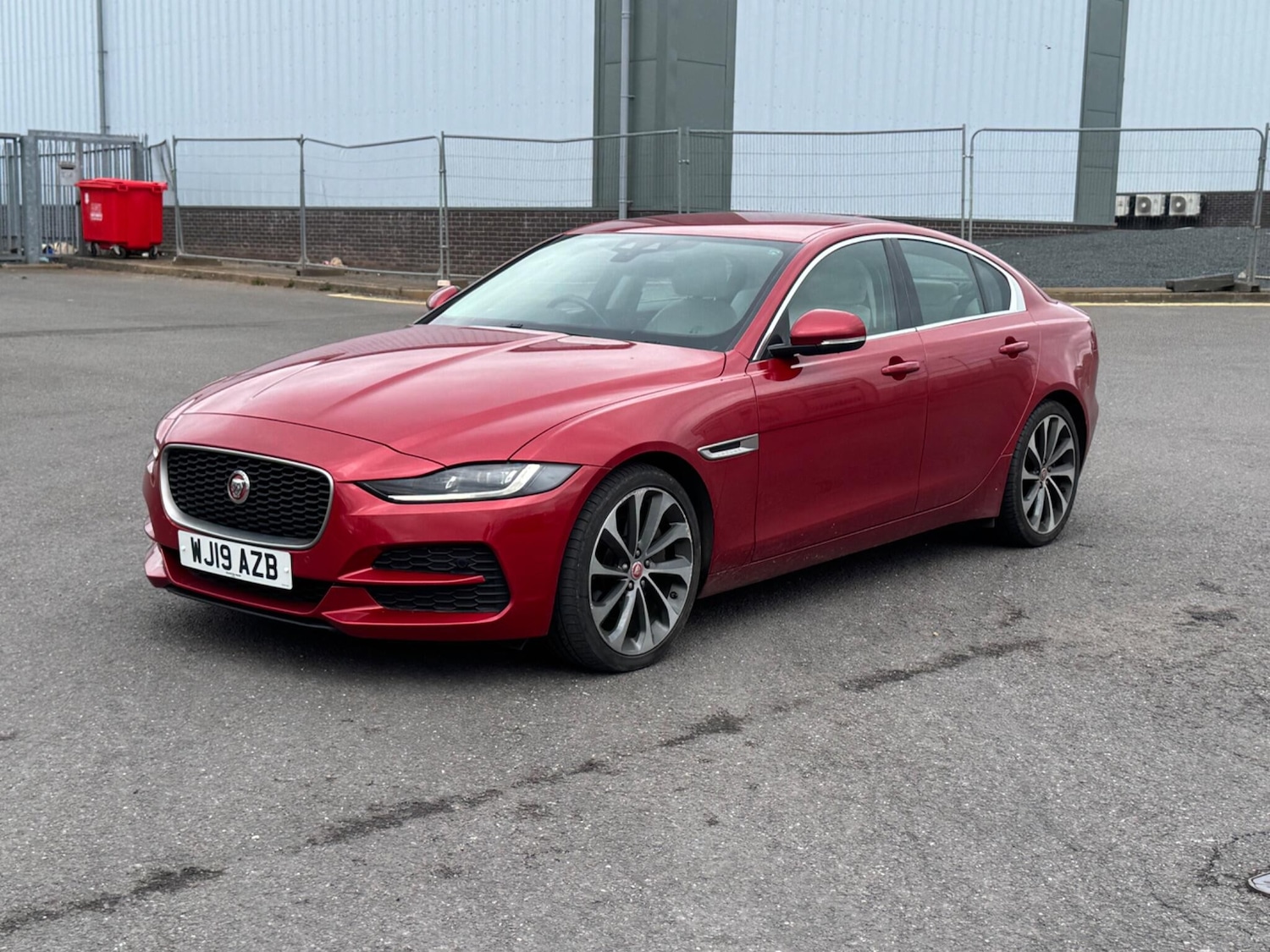 Used Jaguar XE for sale - 78177223: Photo 6