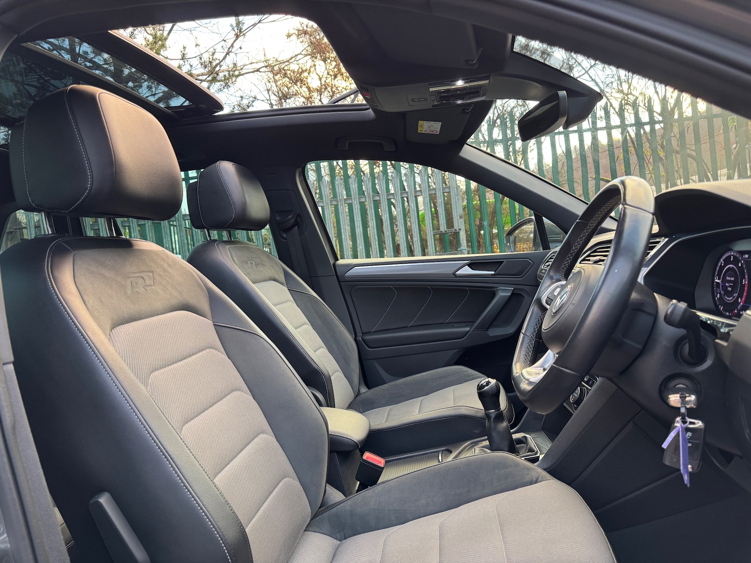 Used Volkswagen Tiguan 2018 for sale - 76798673: Photo 15