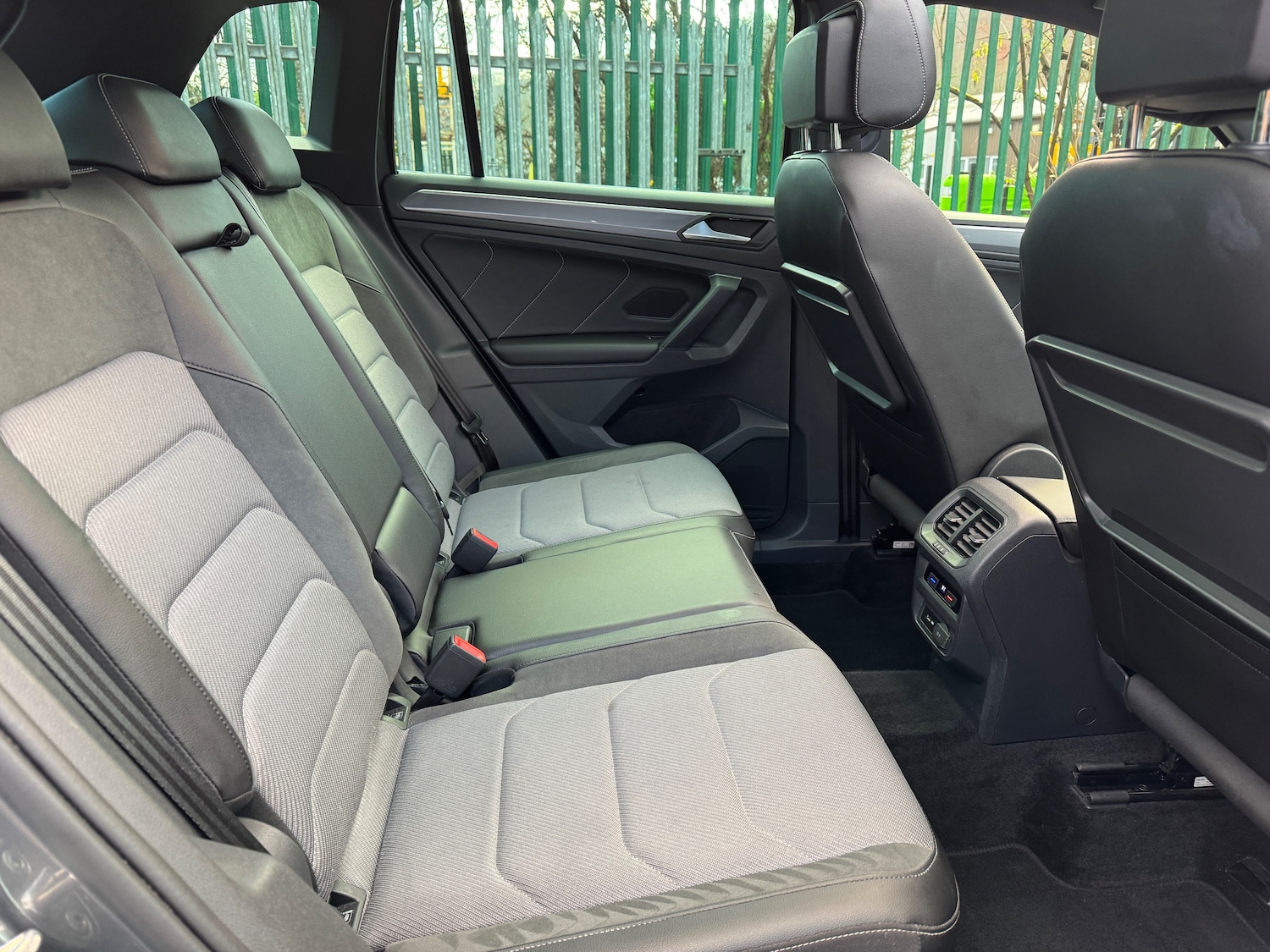 Used Volkswagen Tiguan 2018 for sale - 76798673: Photo 20