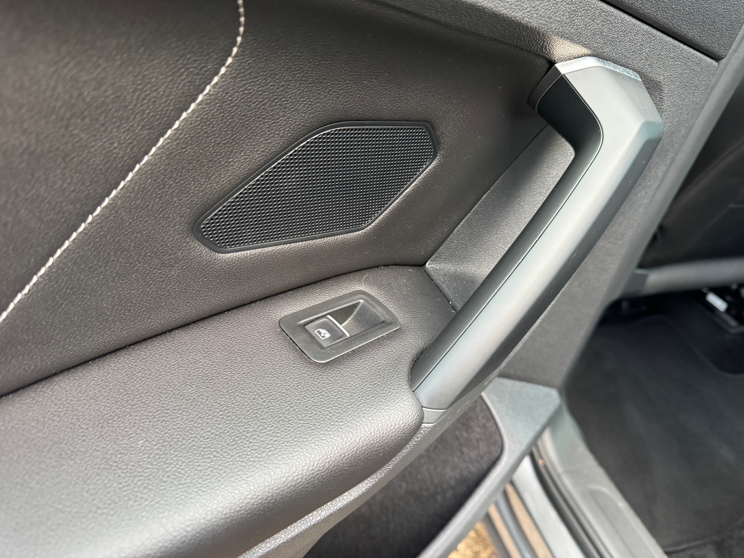 Used Volkswagen Tiguan 2018 for sale - 76798673: Photo 30