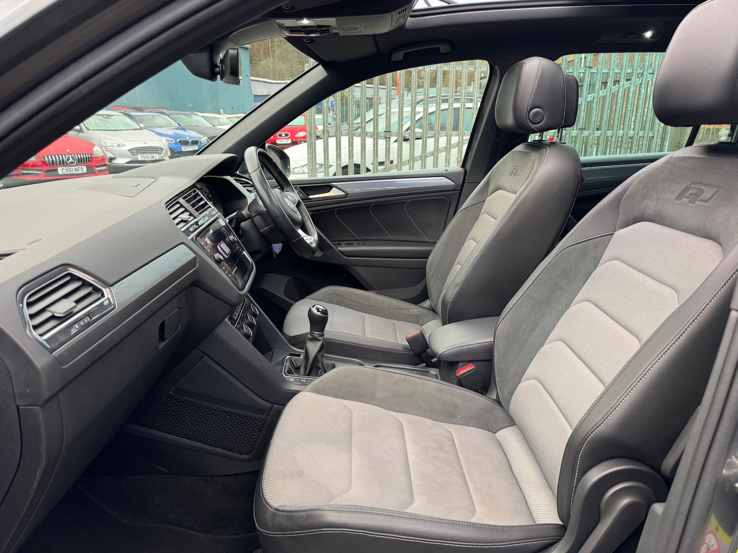 Used Volkswagen Tiguan 2018 for sale - 76798673: Photo 31