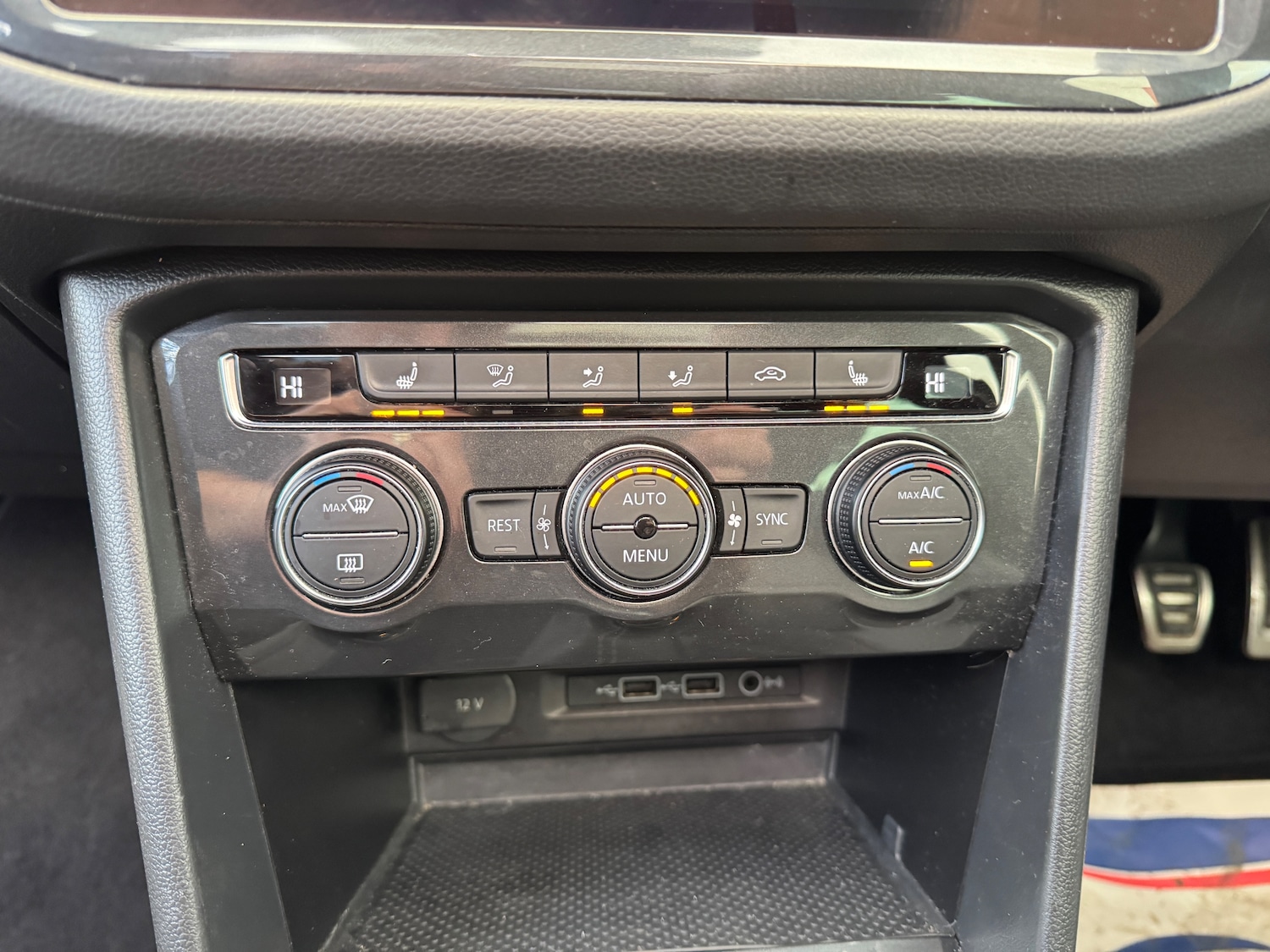 Used Volkswagen Tiguan 2018 for sale - 76798673: Photo 35