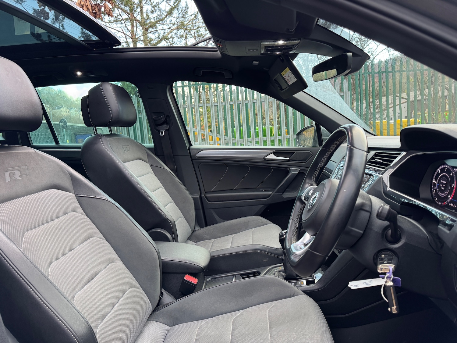 Used Volkswagen Tiguan 2018 for sale - 76798673: Photo 5