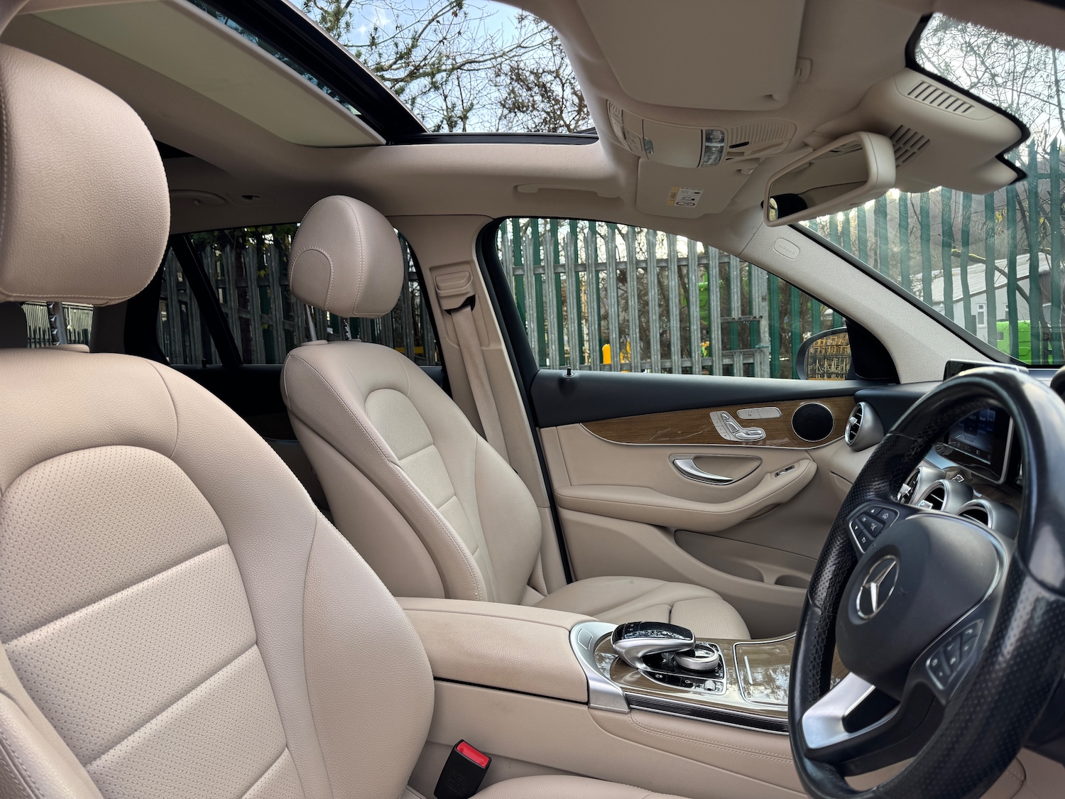 Used Mercedes-Benz GLC 2016 for sale - 76915181: Photo 13