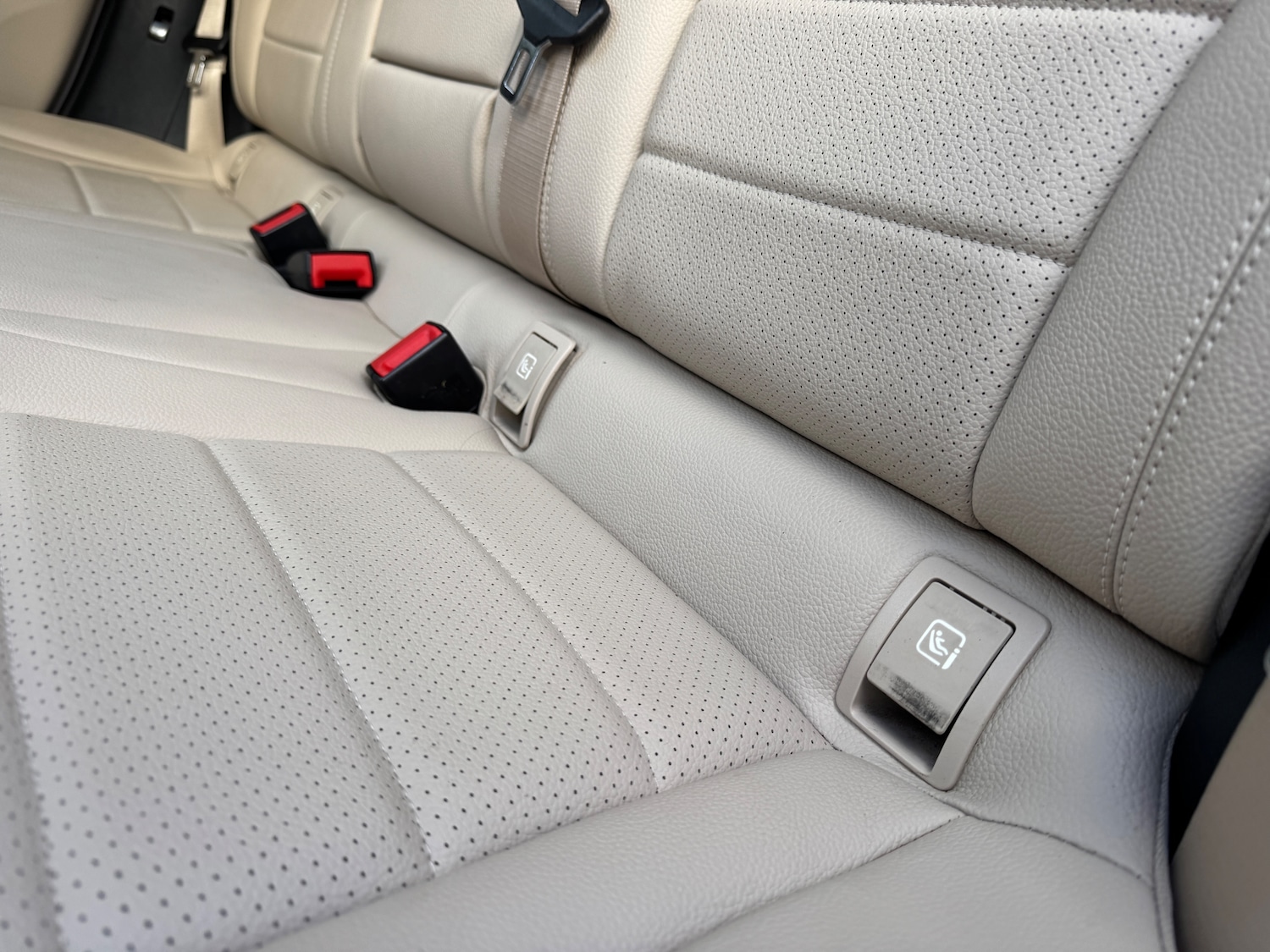 Used Mercedes-Benz GLC 2016 for sale - 76915181: Photo 28