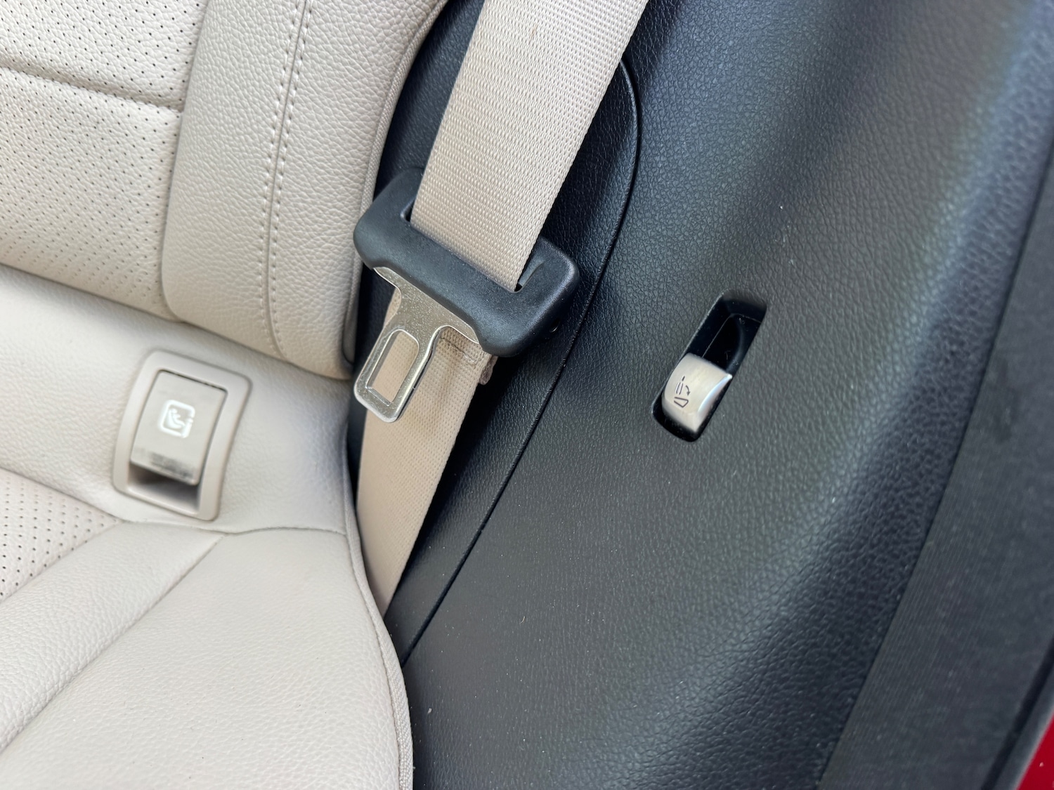 Used Mercedes-Benz GLC 2016 for sale - 76915181: Photo 30