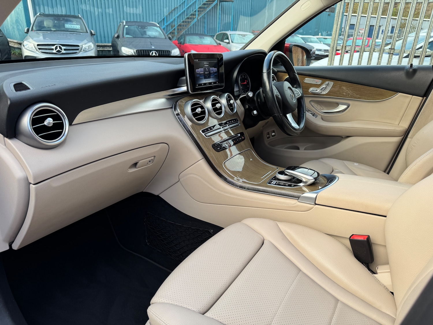 Used Mercedes-Benz GLC 2016 for sale - 76915181: Photo 34