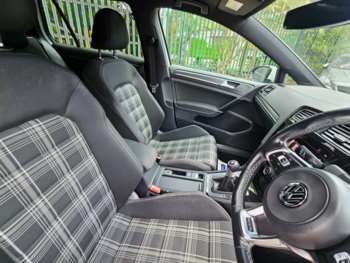 Used Volkswagen Golf 2017 for sale - 74955154: Photo