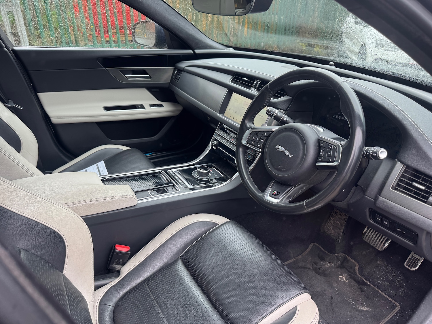 Used Jaguar XF 2019 for sale - 78043238: Photo 4