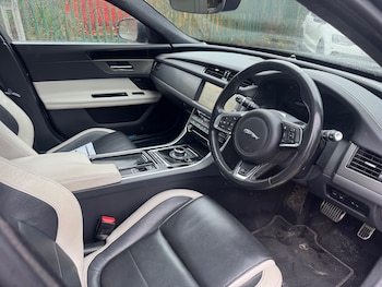 Used Jaguar XF 2019 for sale - 78043238: Photo