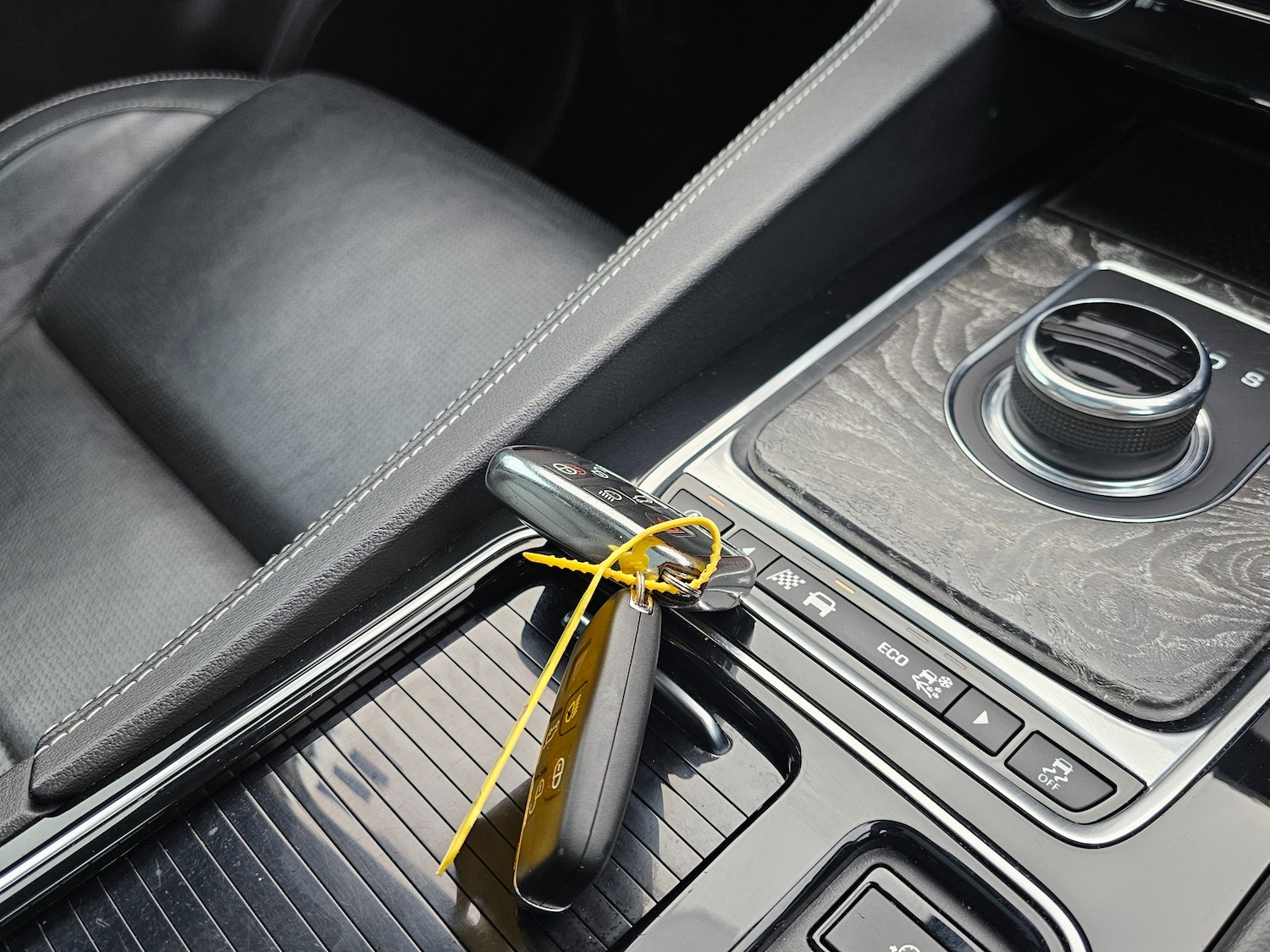 Used Jaguar F-Pace 2016 for sale - 77460434: Photo 26