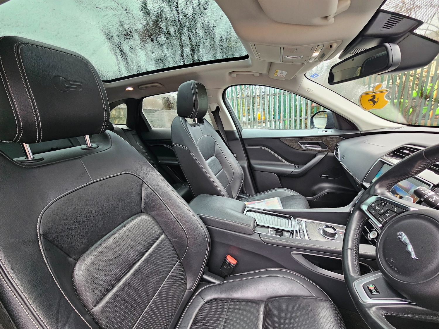 Used Jaguar F-Pace 2016 for sale - 77460434: Photo 7