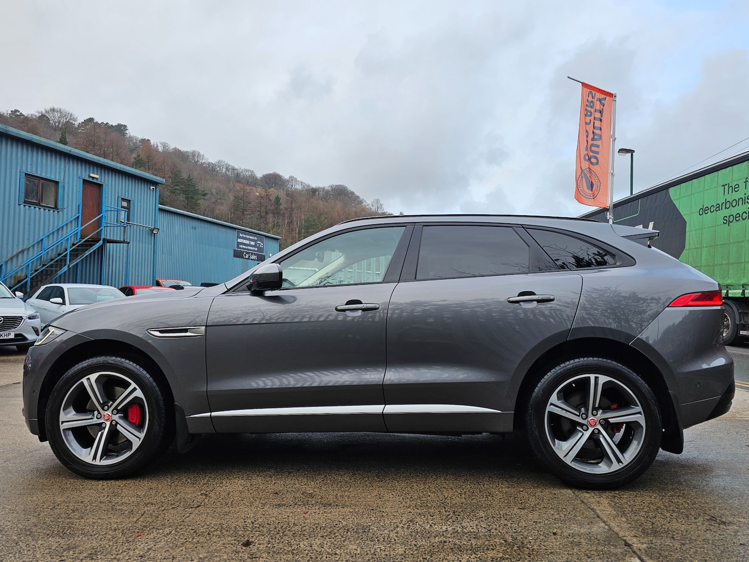 Used Jaguar F-Pace 2016 for sale - 77460434: Photo 9