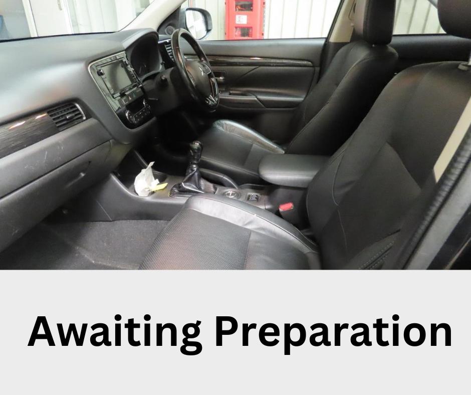 Used Mitsubishi Outlander 2016 for sale - 77608089: Photo 2