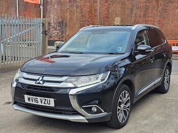 Used Mitsubishi Outlander 2016 for sale - 77608089: Photo