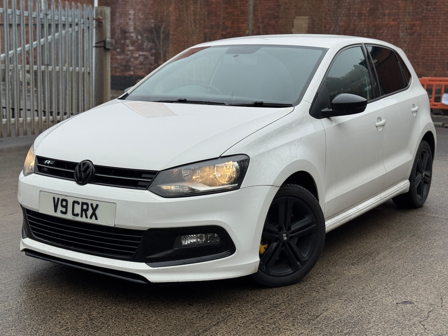 Used Volkswagen Polo 2013 for sale - 77802553: Photo 2