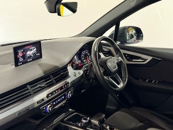 Used Audi Q7 2017 for sale - 79710136: Photo
