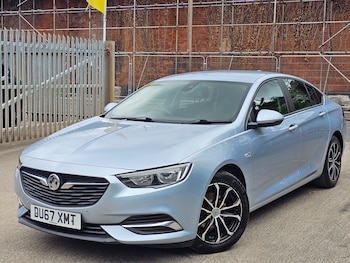 Used Vauxhall Insignia 2017 for sale - 75160205: Photo