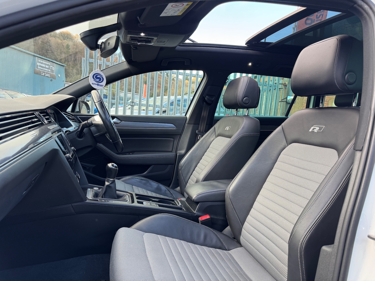 Used Volkswagen Passat 2016 for sale - 74931667: Photo 31