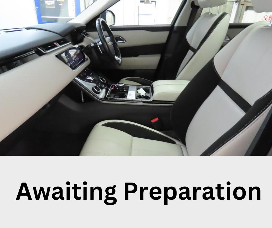 Used Land Rover Range Rover Velar 2017 for sale - 76985677: Photo 2