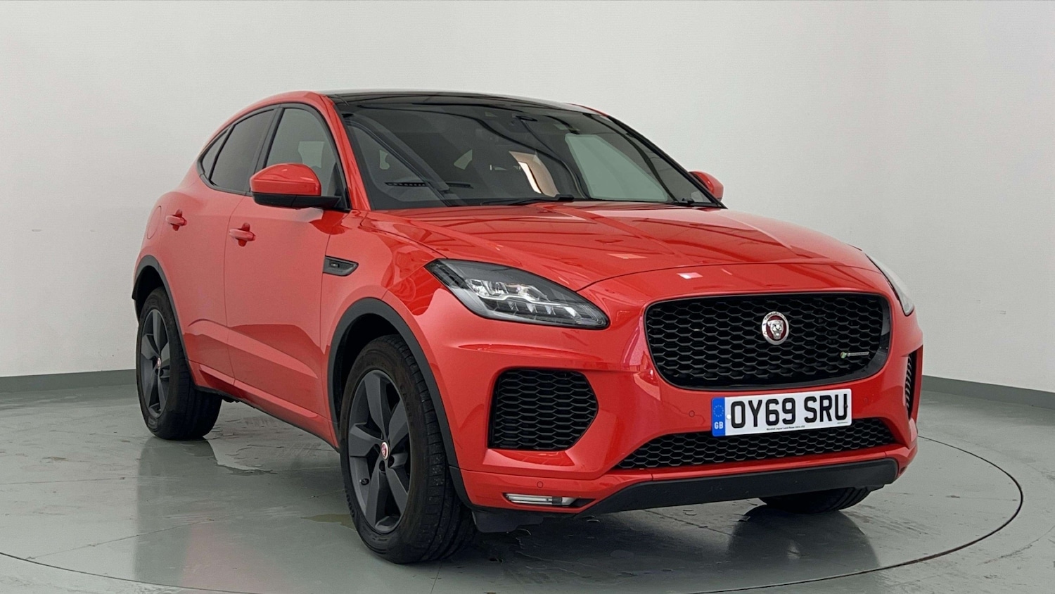 Used Jaguar E-Pace 2019 for sale - 76193851: Photo 1