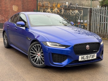 (19) - 2.0 P250i R-Dynamic S Saloon 4dr Petrol Auto Euro 6 (s/s) (250 ps)