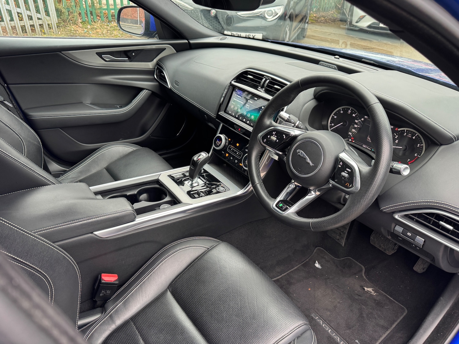 Used Jaguar XE 2019 for sale - 77804963: Photo 5